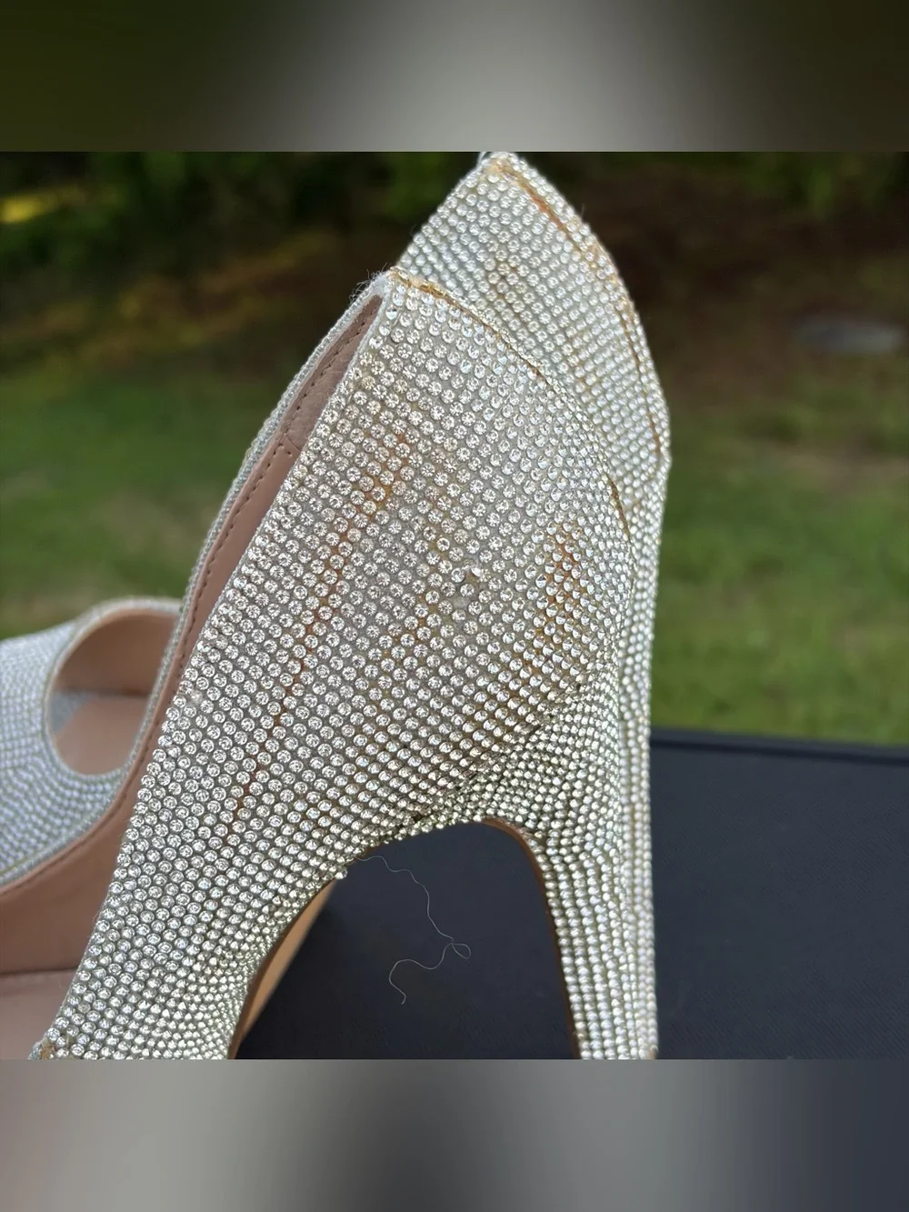 Steve Madden Silver Crystal Peep-Toe Platform Heels Sz 6 see pics for condition